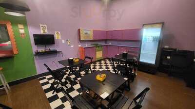 Bar & Home'r Springfielteria