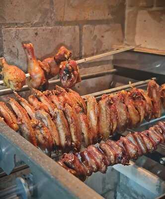 Churrascaria E Pizzaria Colina's Gramado