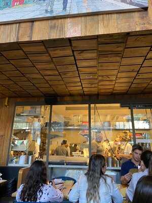 Ella Fitz Ristoranti