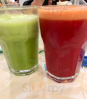 Saint Tropez Confeitaria