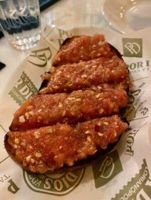 Por Dios Tapas Y Bodega