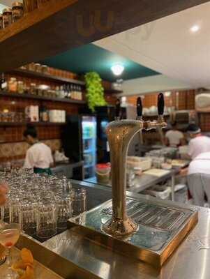 Por Dios Tapas Y Bodega