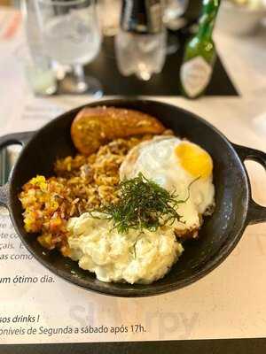 Cuore Café & Bistrô