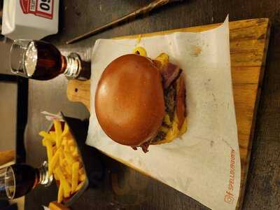 Spell Burguer - Casa Da Bruxa