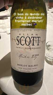 Doc Trattoria & Wine Bar