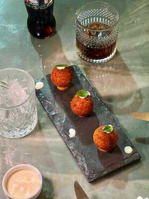 Doc Trattoria & Wine Bar