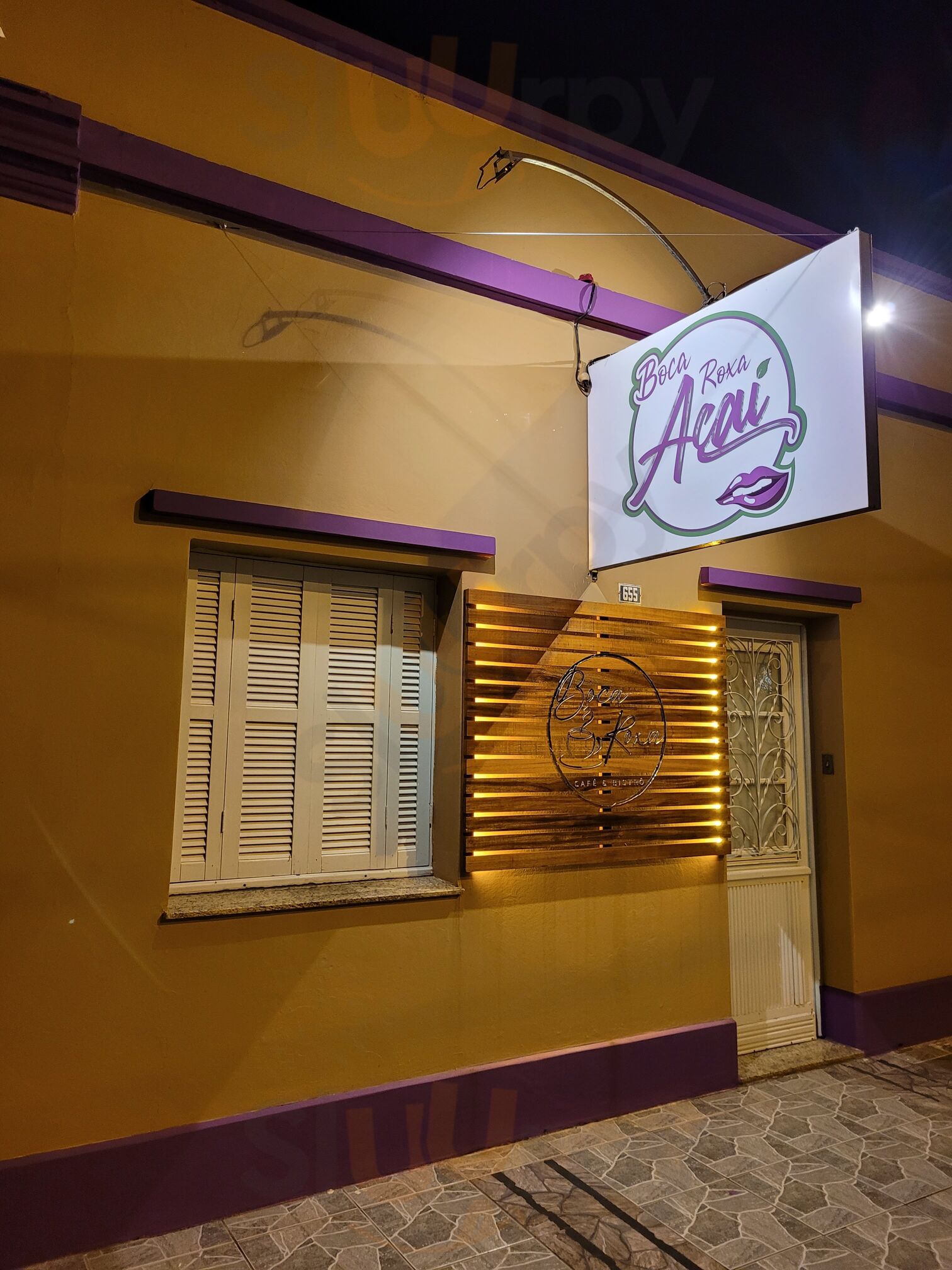 Boca Roxa Açaí