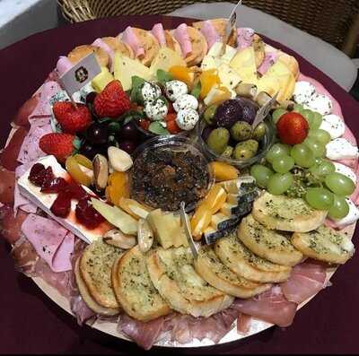 Enoteca Ferreti Aquarius