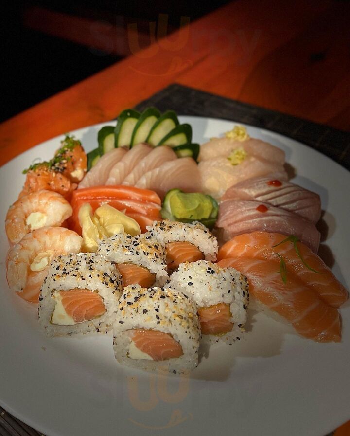 Martuno Sushi