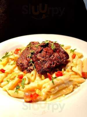 Antonia Mar, Terra E Amor