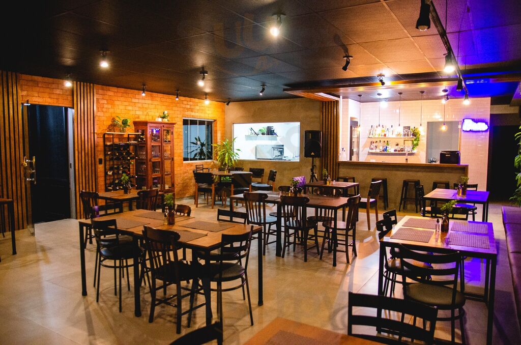 House Pizza Bar