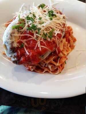 Tuscanos Pizzeria & Bistro