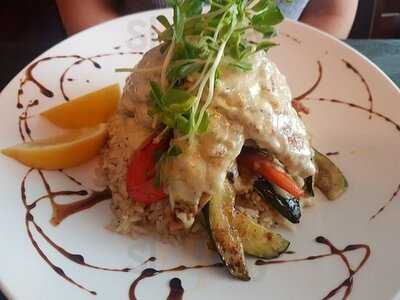 Luan's Seafood & Grill