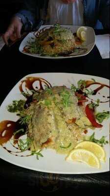 Luan's Seafood & Grill