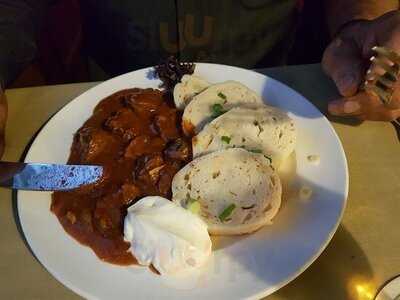 Marienbad Restaurant & Chaucer's Pub