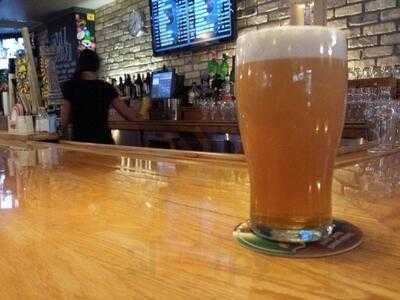 Milos' Craft Beer Emporium