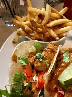 Crabby Joe's Tap & Grill