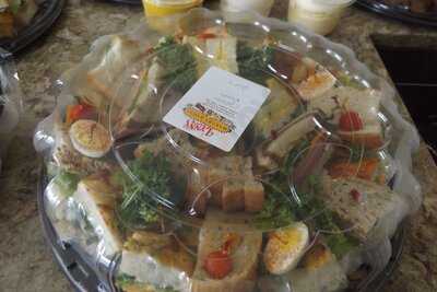 Lynn's Bakery & Deli