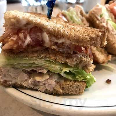 Four Seasons Restaurant