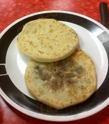 Lo Nuestro Latin Restaurant