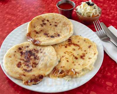 Lo Nuestro Latin Restaurant