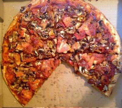 Frank & Gus Pizza Restaurant