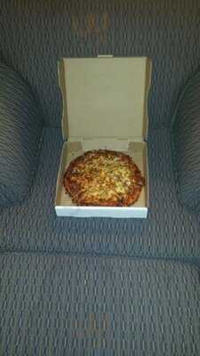 Frank & Gus Pizza Restaurant