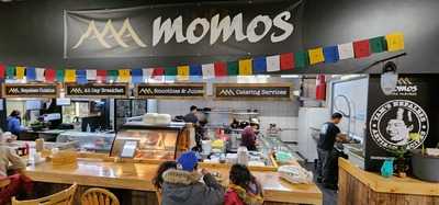 Momo's At The Market