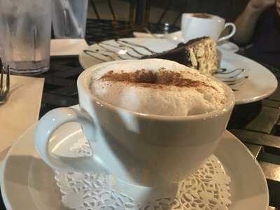 Symposium Cafe Restaurant & Lounge