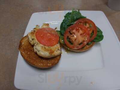 Symposium Cafe Restaurant & Lounge