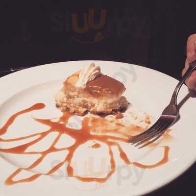 Symposium Cafe Restaurant & Lounge