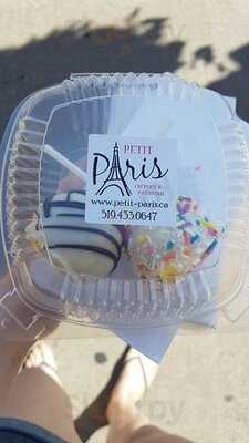 Petit Paris Creperie & Patisserie