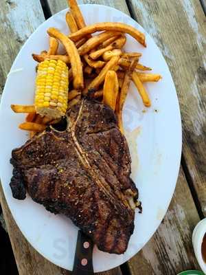 Chuck's Roadhouse Bar And Grill