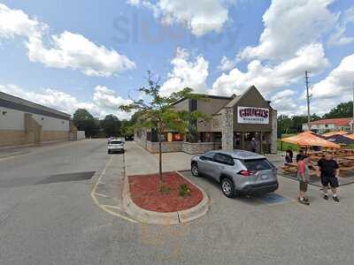 Chuck's Roadhouse Bar And Grill