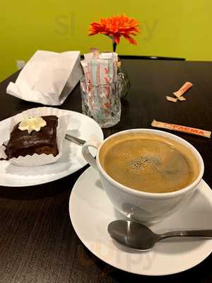 Cameli's Pastry And Cafe