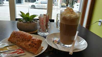 Cameli's Pastry And Cafe