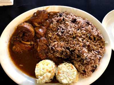 Reggae's Caribbean Restaurant