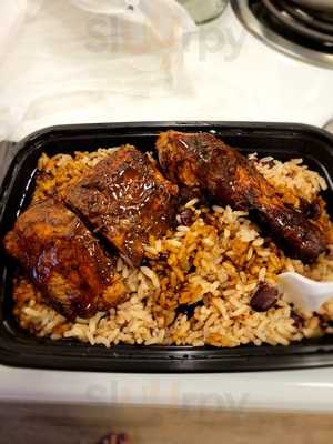 Reggae's Caribbean Restaurant