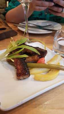 London Wine Bar Wortley Village