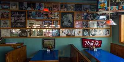 J.dee's Market Grill