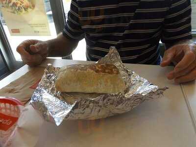 Quesada Burritos & Tacos