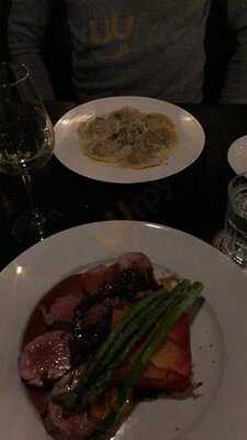 Veta Wine And Pasta Bar