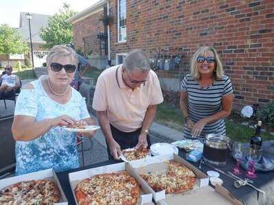 Soprano's West Pizza