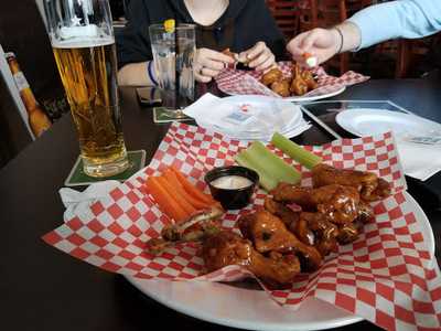 Black Diamon Bar & Grill