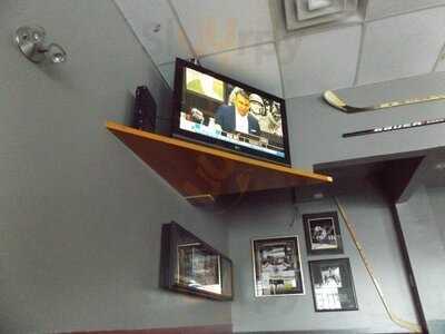 Kubby's Draft Bar & Grill