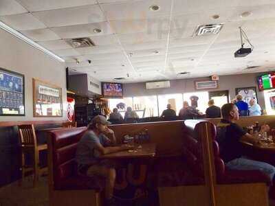 Kubby's Draft Bar & Grill