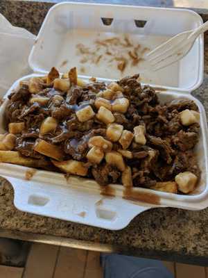 Noor's Shawarma And Variety