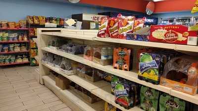 Noor's Shawarma And Variety