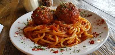 Fresno's - The Italian Table