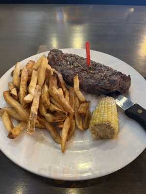 Chuck's Roadhouse Bar And Grill